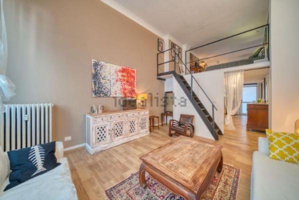 San Secondo Street Apartment *