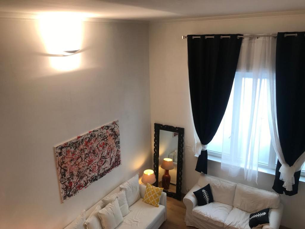 San Secondo Street Apartment *