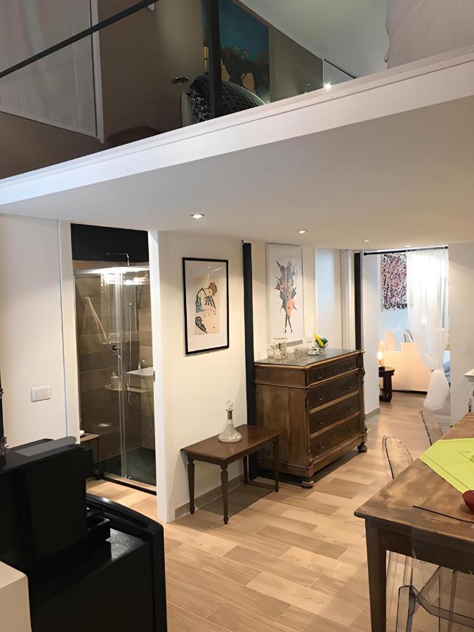 Apartment San Secondo Street *
